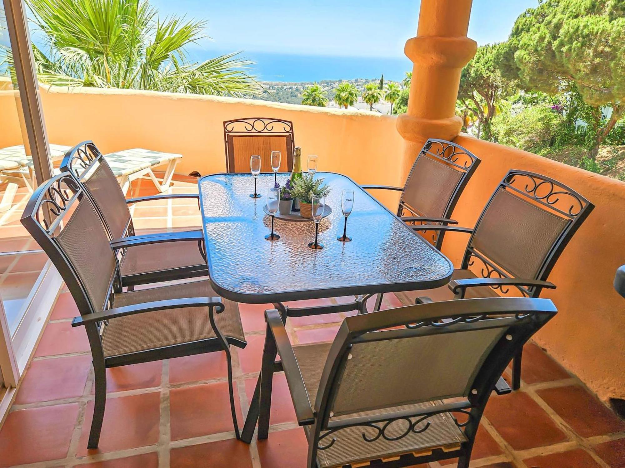 3 Bedroom Penthouse Apartment In Calahonda MIJAS COSTA Exterior photo